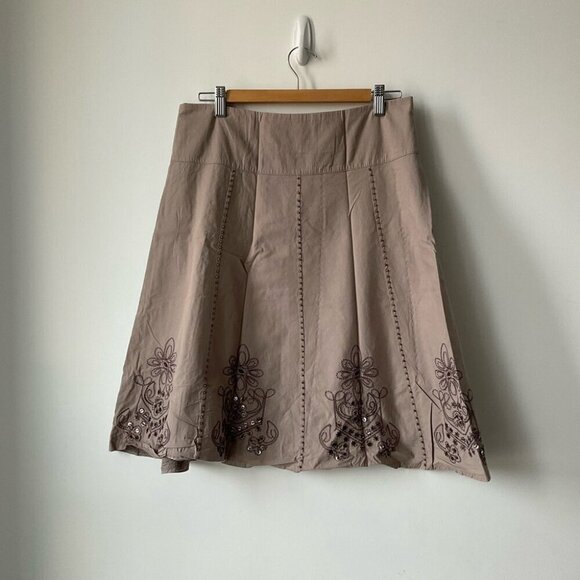Vintage Urban Behaviour Embroidered beaded skirt - Picture 1 of 10